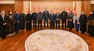 Kocaeli Endülüs Düşünce Topluluğu, Vali Aktaş'ı ziyaret etti