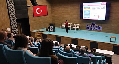 Kütahya'da belediye personeline yönelik eğitim programı düzenlendi