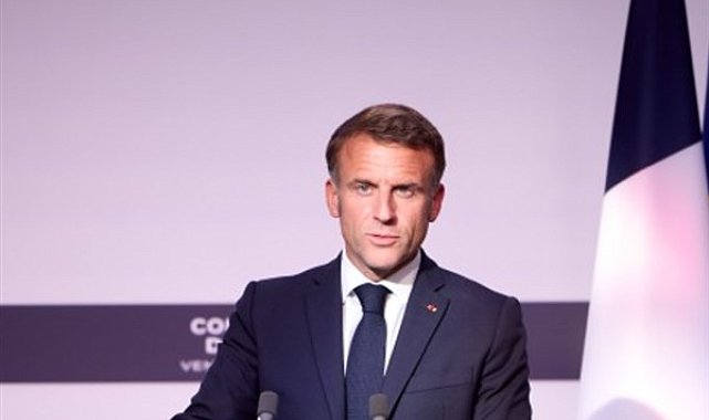 Macron, Demokratik Kongo Cumhurbaşkanı Tshisekedi ile görüştü 