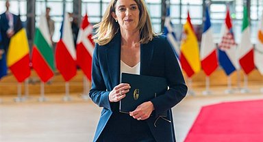 Metsola: İran'ın yeni nesli onur ve özgürlük istiyor