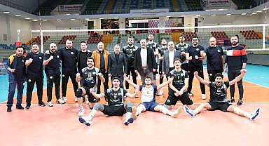 Osmangazi Belediyespor, TVF Spor Lisesi’ni yendi