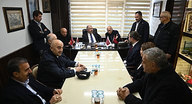 Özdağ’dan Kapalıçarşı Esnafları Derneği’ne ziyaret