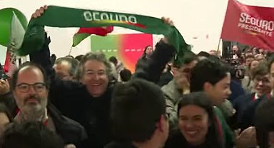 Portekiz devlet başkanlığı seçimlerinin ilk turunda sol merkez parti kazandı