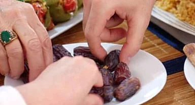 Ramazan’da sağlıklı beslenme ve aktivite önerileri