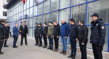 Şırnak Valisi Ekici'den Cizre Şehit Murat Akançay Polis Merkezi Amirliğine ziyaret
