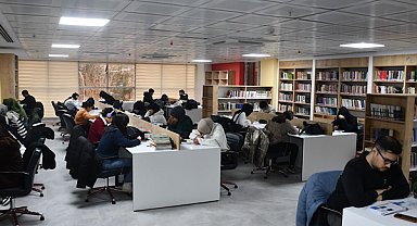 Siverek’te Halk Kütüphanesi hizmete açıldı