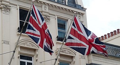 Starmer: Binlerce temiz enerji istihdamının önünü açtık