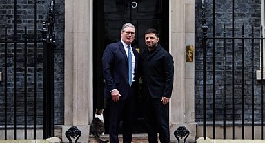 Starmer, Zelenski ile telefonda görüştü 