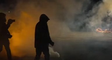 Trump, İsyan Yasası'nı kullanmakla tehdit etti