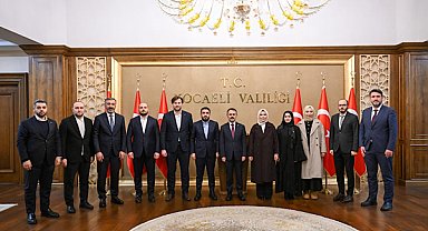TÜGVA heyeti Kocaeli Valisi Aktaş'ı ziyaret etti