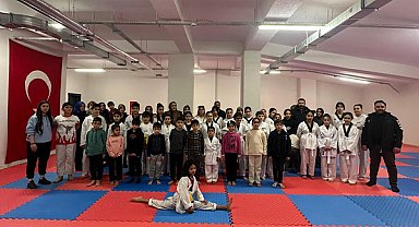 Van Büyükşehir Belediyespor’da taekwondo kuşak sınavı heyecanı yaşandı