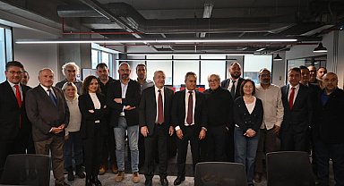 Zafer Partisi Genel Başkanı Özdağ’dan Nefes Gazetesi’ne ziyaret