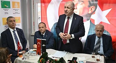 Zafer Partisi Genel Başkanı Özdağ, Eyüpsultan ilçe başkanlığının açılışına katıldı