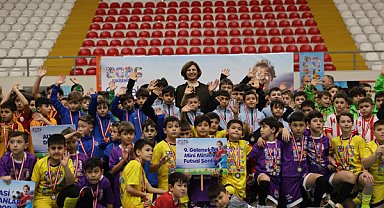 9. Geleneksel Mini Minikler Futsal Şenliği sona erdi