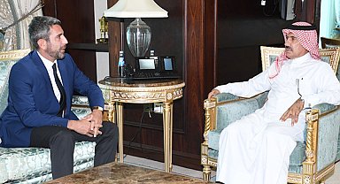 Al Hammadi, Gürcistan'ın Katar Büyükelçisi Avaliani ile görüştü