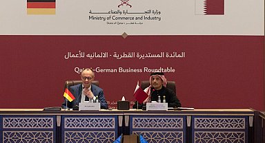 Al-Thani ve Almanya Başbakanı Merz Doha'da bir araya geldi