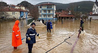 Alanya’da yağış sonrası onarım çalışmaları yürütülüyor