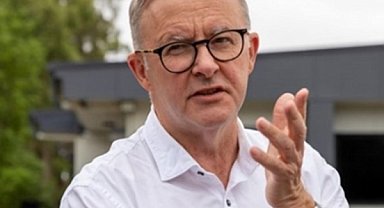 Albanese: Her dönem parlamentoya, hizmet edenleri ve fedakarlıklarını anmakla başlıyoruz