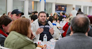 Aliağa’da ilk toplu iftar yapıldı