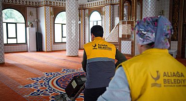 Aliağa’da ramazan öncesi ibadethane temizliği