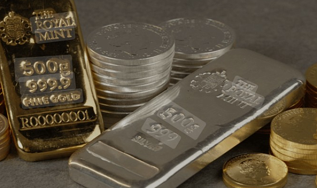 Altın ve gümüşte sert satış