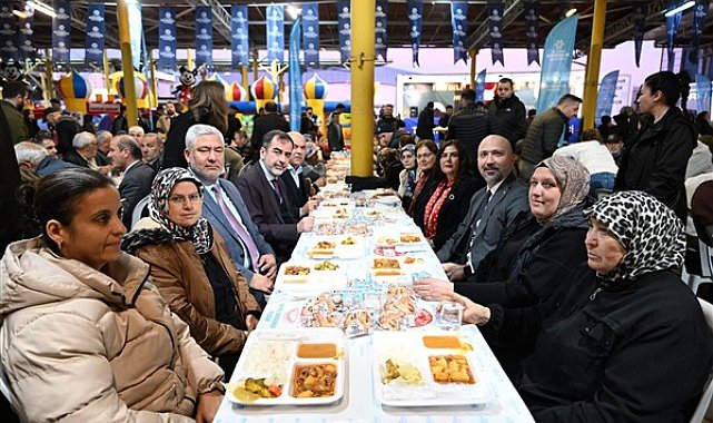Aydın'da iftar sofraları il genelinde sürüyor