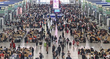 Bahar Bayramı trafiğinin 25. gününde seyahat sayısı 221 milyonu geçti