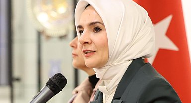 Bakan Göktaş, AK Parti Adana İl Başkanlığını ziyaret etti