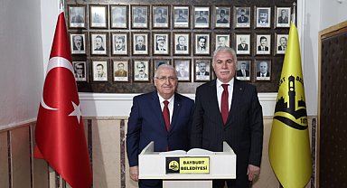 Bakan Güler'den Başkan Memiş'e ziyaret