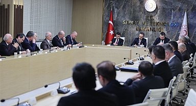 Bakan Kacır'dan Ankara’da Organize Sanayi Bölgeleri başkanlarıyla iftar buluşması