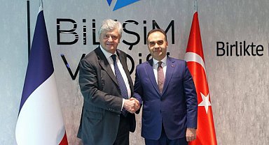 Bakan Kacır, Fransa Dış Ticaret Bakanı Forissier ile görüştü