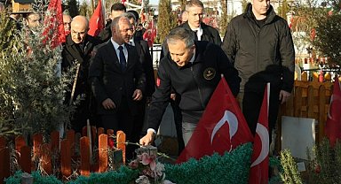 Bakan Yerlikaya, deprem şehitlerini andı