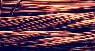 Bakır fiyatları artan stoklar nedeniyle düştü