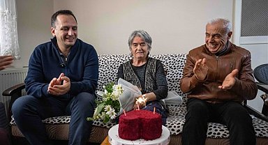 Başkan Eşki’den Bornova’nın çınarlarına Sevgililer Günü ziyareti