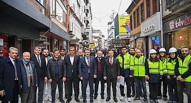 Başkan Genç, Uzun Sokak Cephe Sağlıklaştırma Projesi’ni yerinde inceledi
