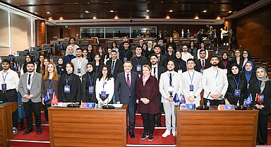 Başkan Genç: Yeni düzen gençlerimizin omuzlarında yükselecek