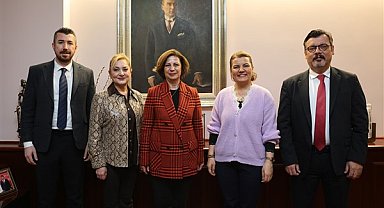 Başkan Hürriyet’ten Başkan Ünlüce’ye nezaket ziyareti 