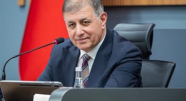 Başkan Tugay’dan Özgür Özel’e ziyaret