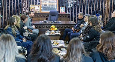 Başkan Tugay, Samandağ'da ziyaretler gerçekleştirdi