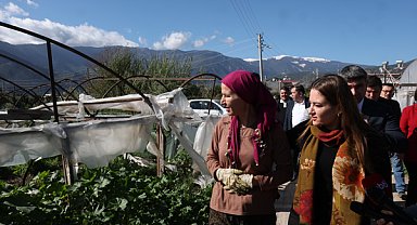 Başkan Vekili Özdemir'den çiftçilere geçmiş olsun ziyareti