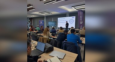 Bilişim Akademisi'nde öğretmenlere yönelik siber güvenlik eğitimi düzenlendi