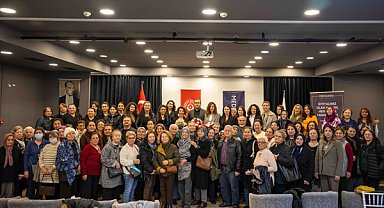 Bornova’da rahim ağzı kanserine karşı farkındalık etkinliği