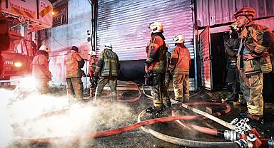 Buca’da mobilya atölyesinde yangın