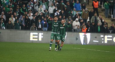Bursaspor, Adanaspor A.Ş’yi 6-0 mağlup etti 