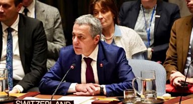 Cassis, Moldova Dışişleri Bakanı Popşoi’yi Bern’de ağırladı