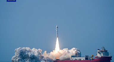 Çin Pakistan’a ait bir uyduyu başarıyla fırlattı