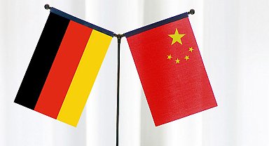 Çin ve Almanya başbakanları bir araya geldi