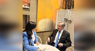 Çin ve Kanada dışişleri bakanları görüştü