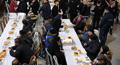 Çorum Belediyesi iftar sofrasında Ramazan’ın ilk orucu açıldı
