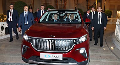 Cumhurbaşkanı Erdoğan, Mısırlı mevkidaşına Togg hediye etti